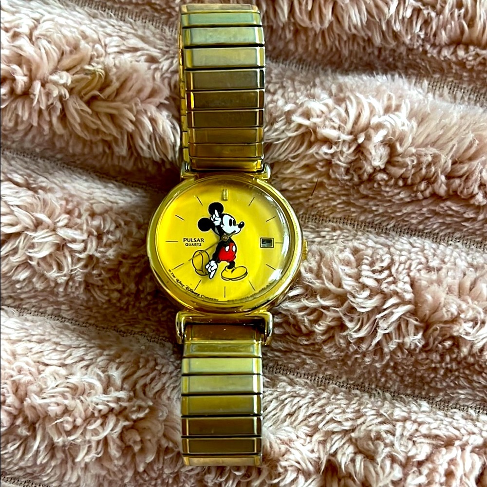 Pulsar Gold Mickey Mouse Watch